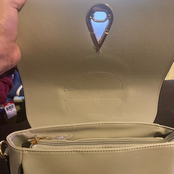 BelleRusso crossbody bag - Picture 2 of 4